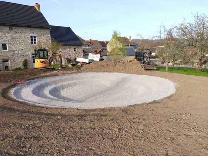 Terrassement d'un bassin paysagé Combronde